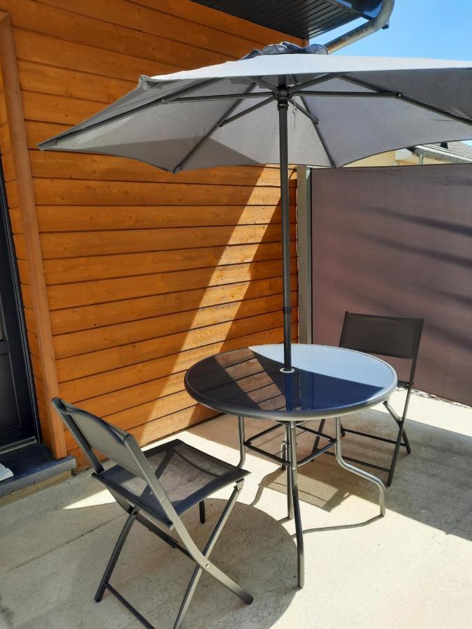 Chalet A L'Oree Du Bois Avec Parking Tournavaux Ngoại thất bức ảnh